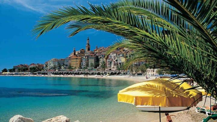 "Dans Les Toits De La Ville" Plein Centre Et Mer Menton Luaran gambar